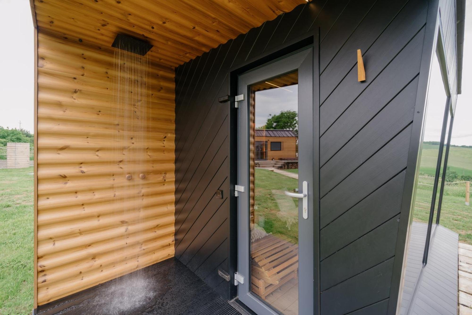 Feelmore Tiny House Nagyloc מראה חיצוני תמונה